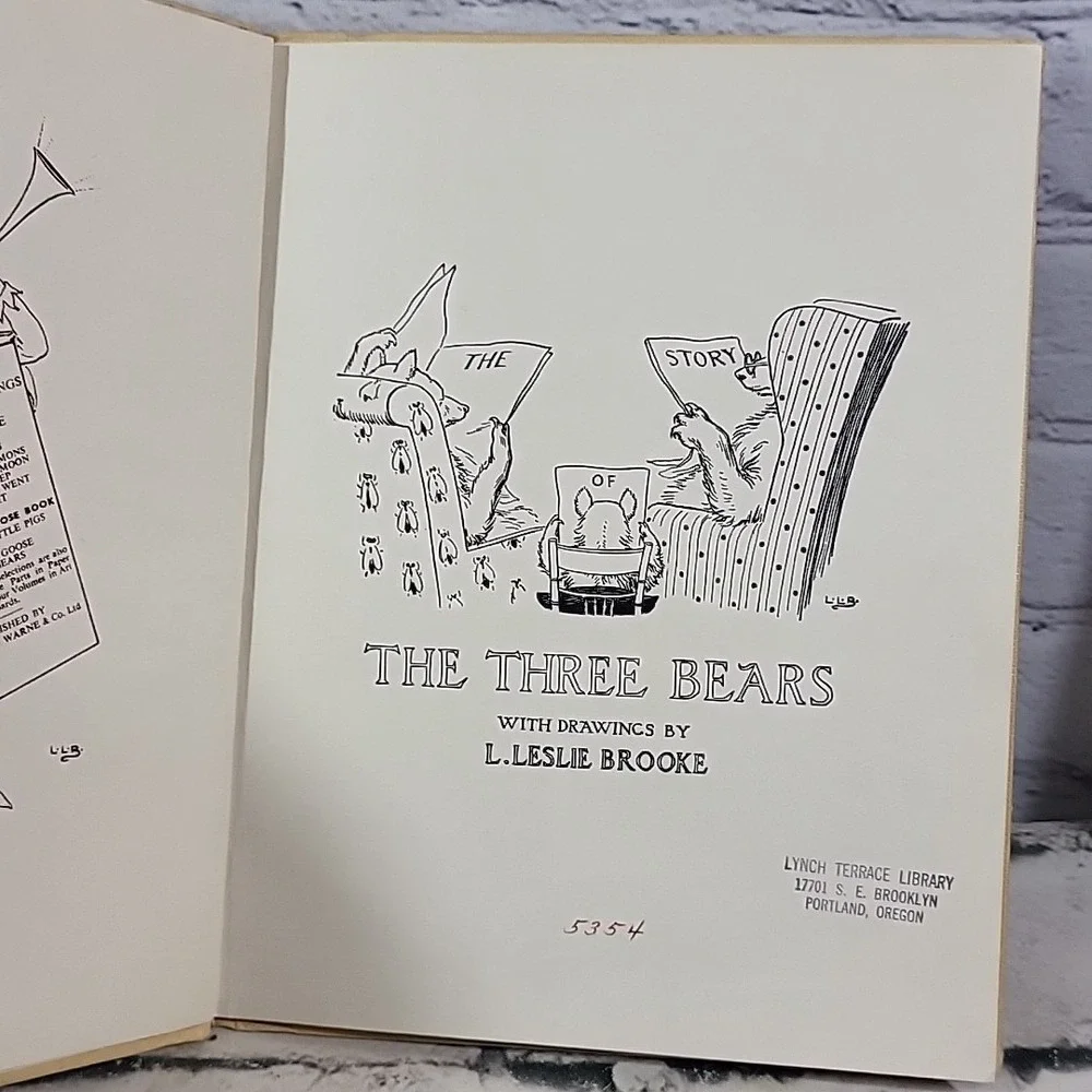 THE‎ STORY OF THE THREE BEARS (Hardcover) L Leslie Brooke Vintage Book
